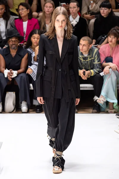 Look 41